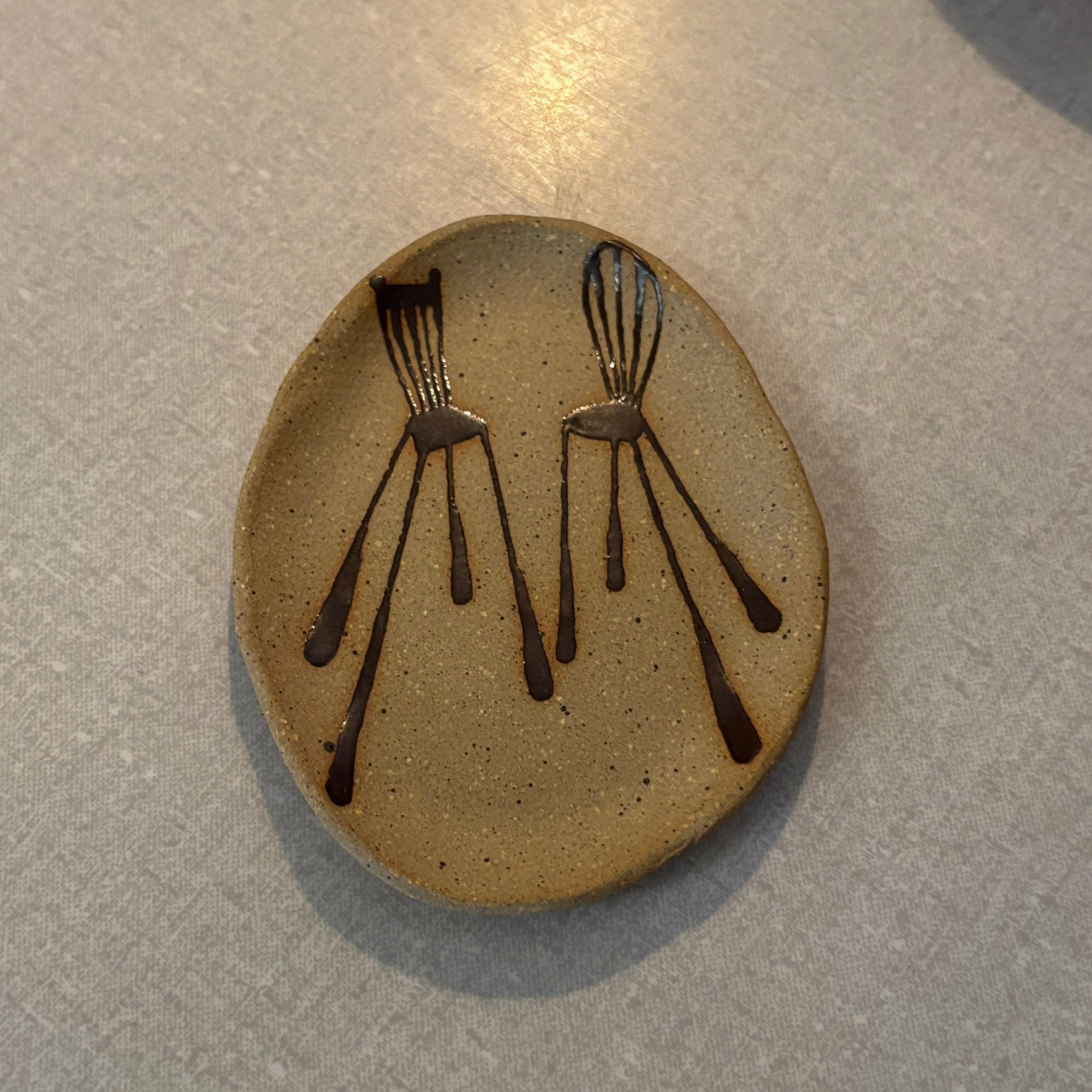 2 Large Chairs Small Dish