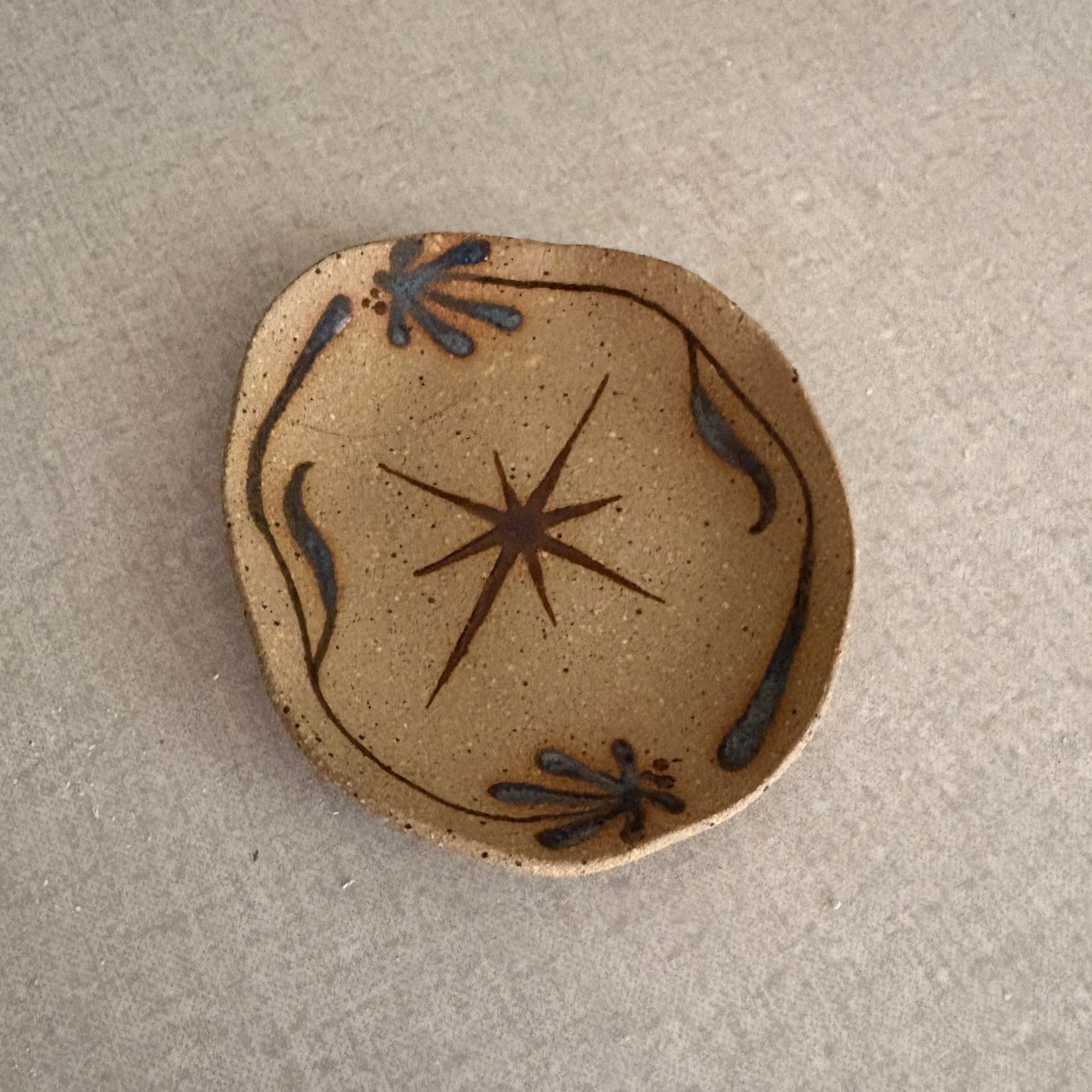 Small Star Round Tray