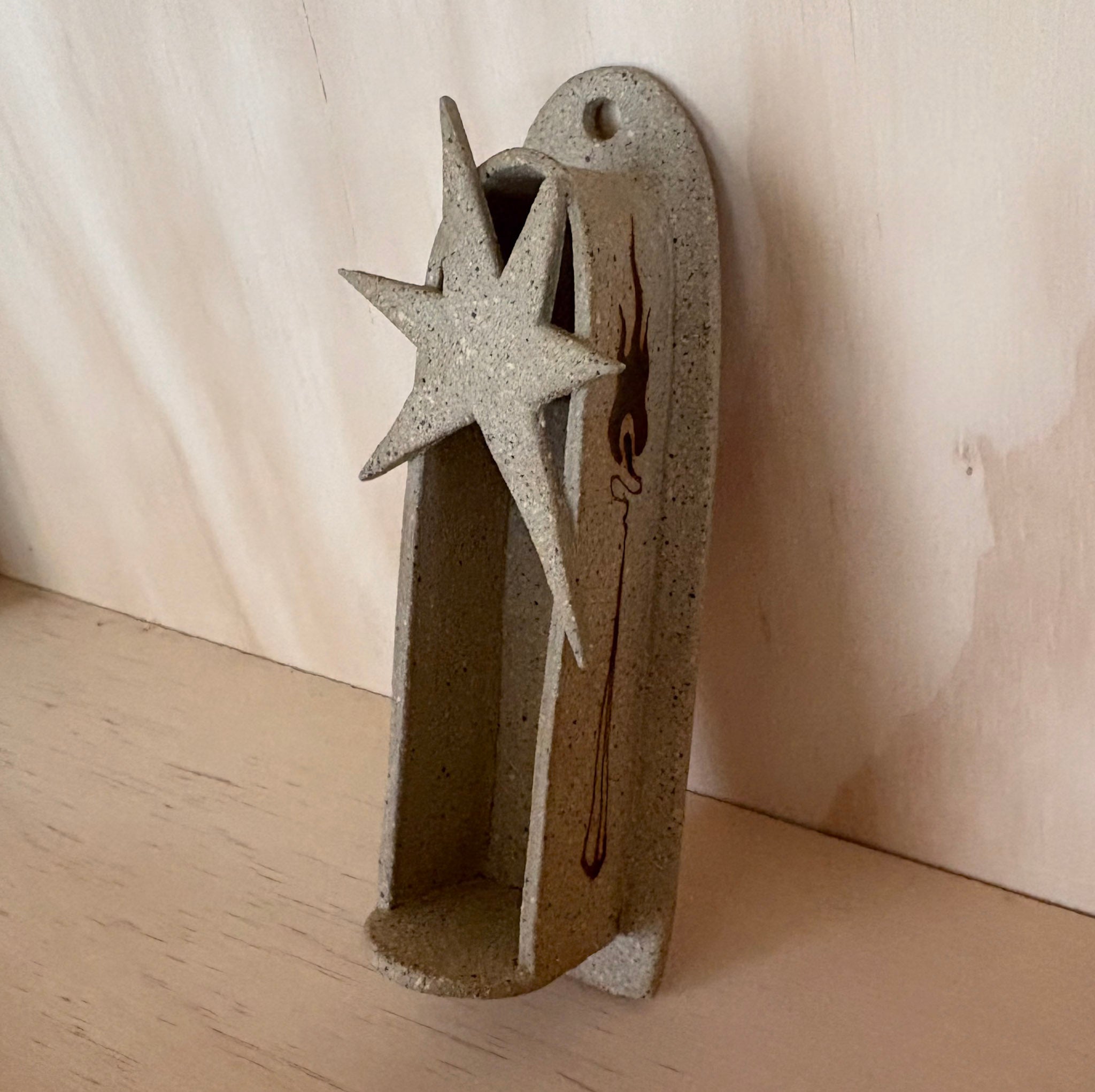 Star Wall Alter