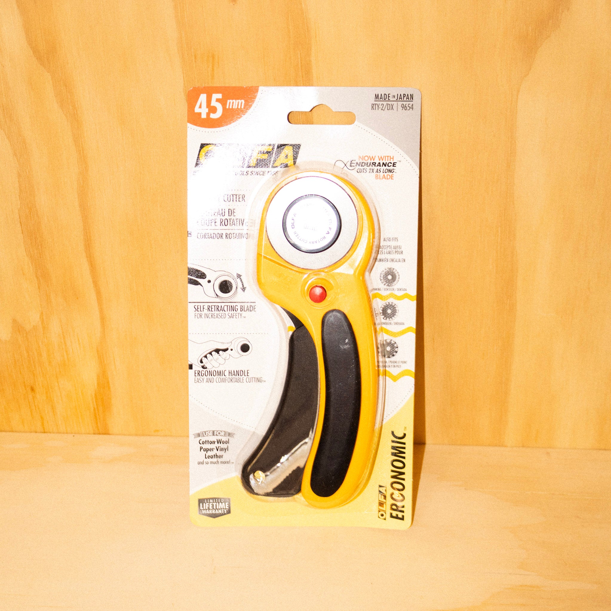 ERGONOMIC ROTARY CUTTER