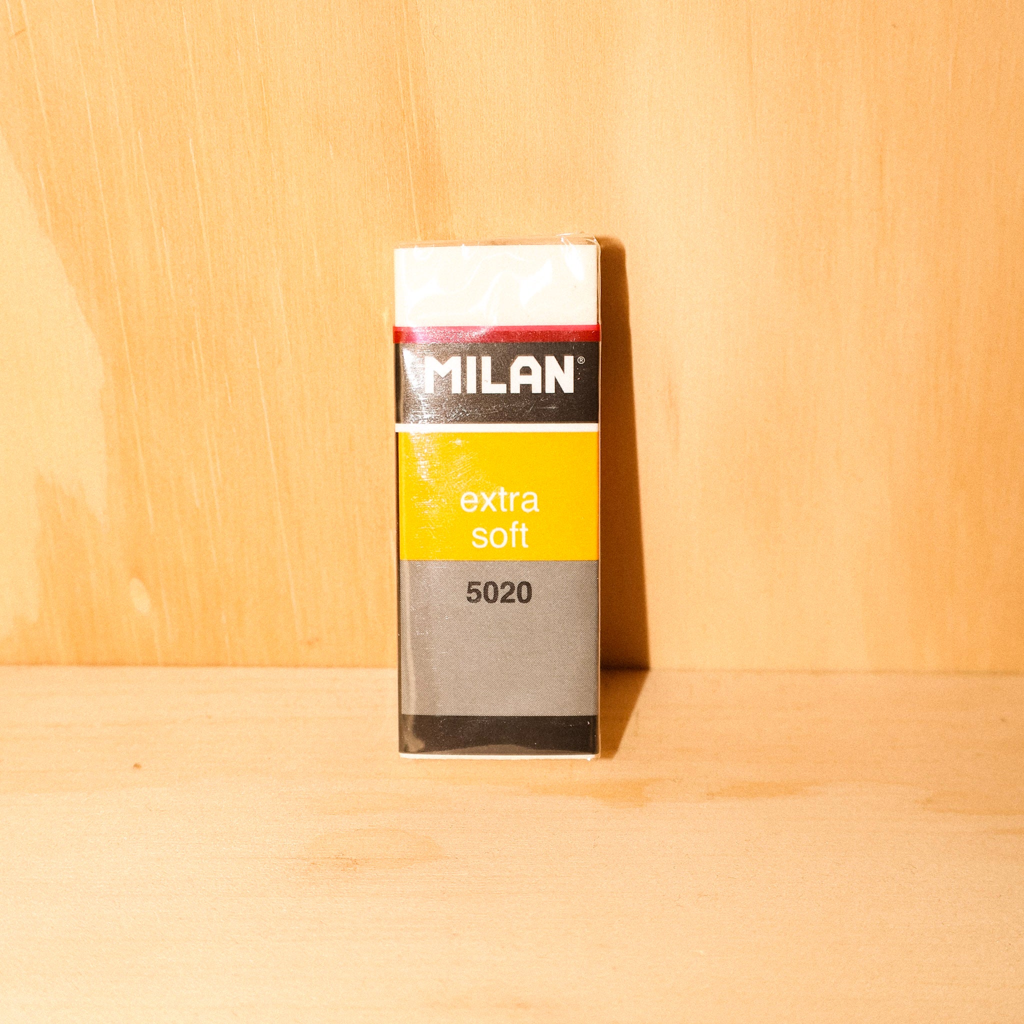 Milan 5020 Extra-Soft White Plastic Eraser