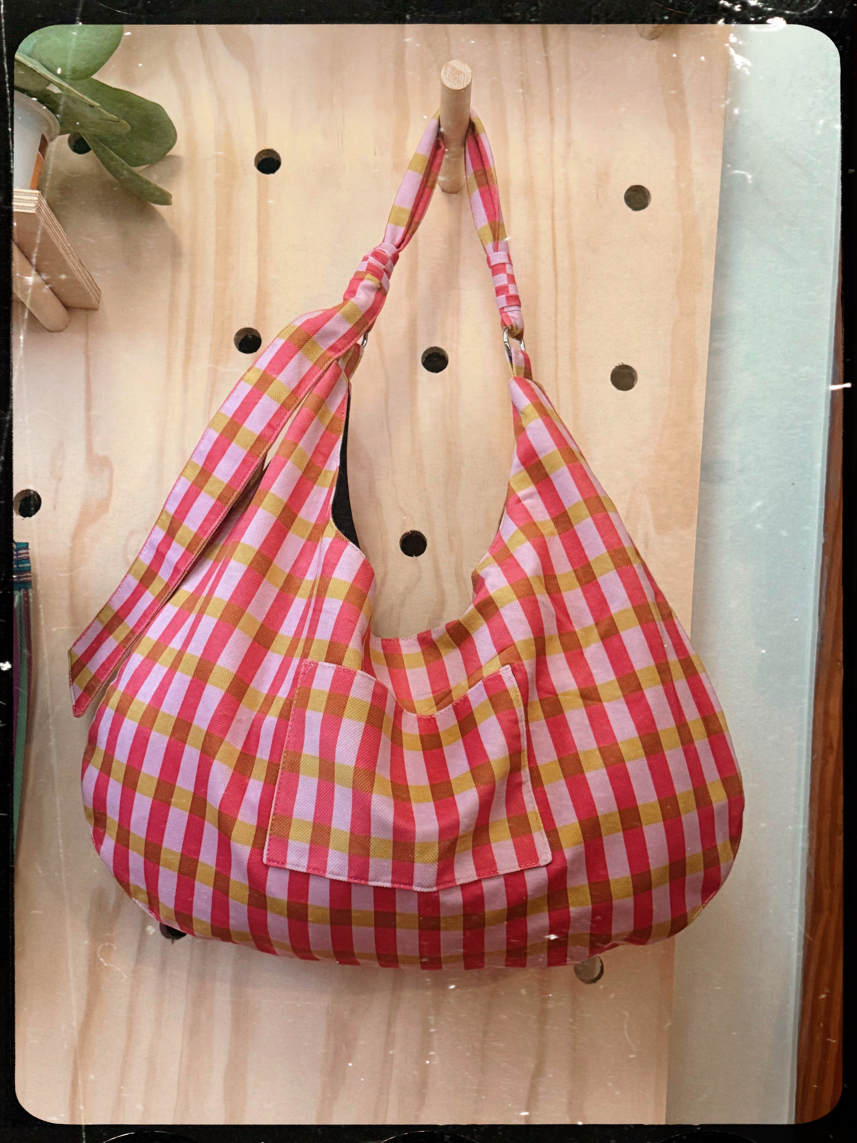 nomad tote