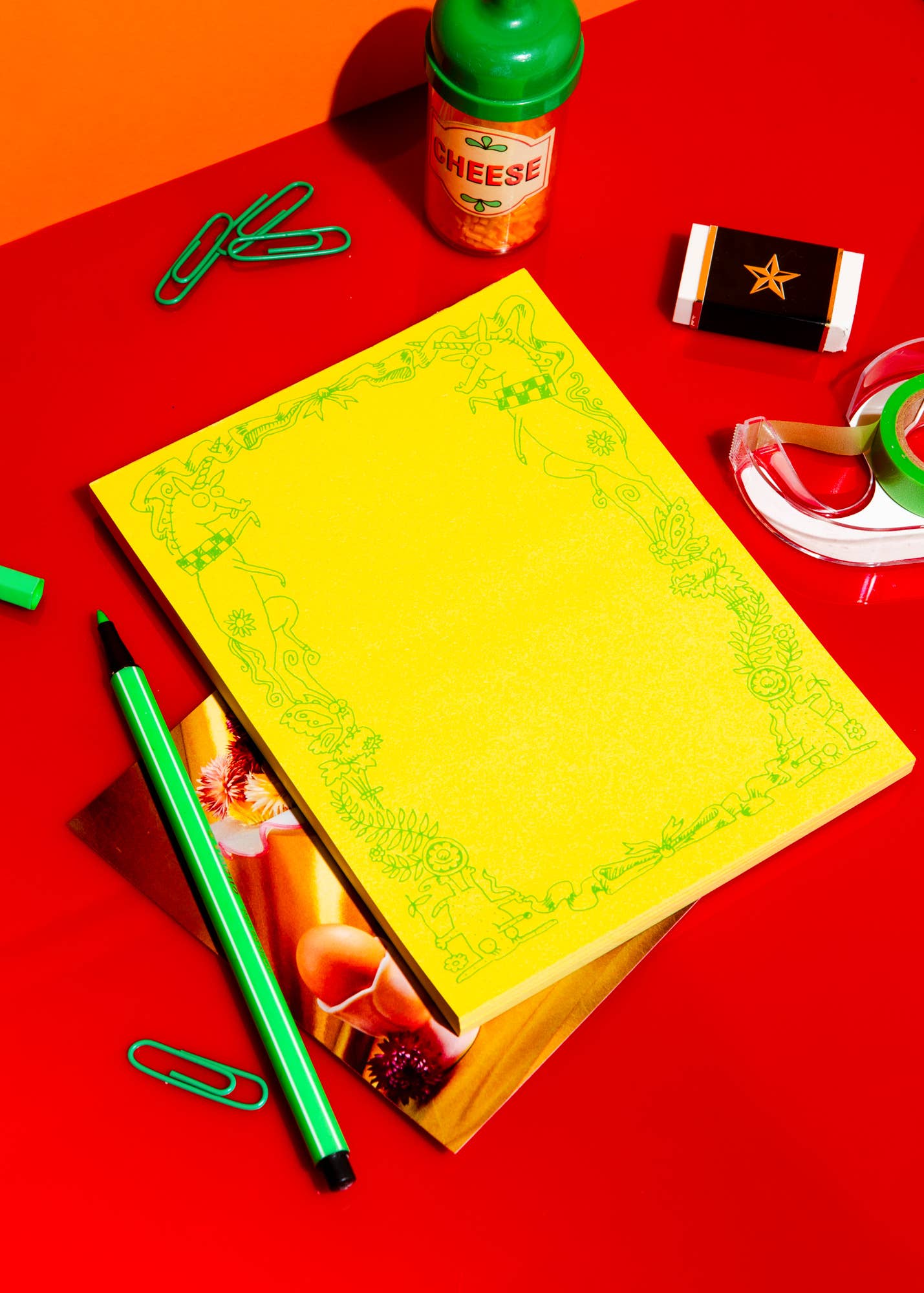 Fancy scratch pad: White
